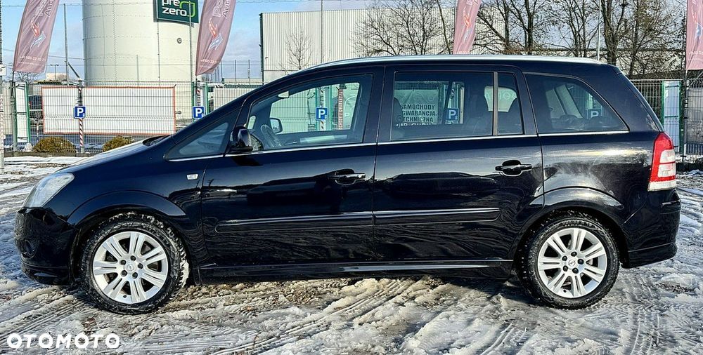 Opel Zafira - 9