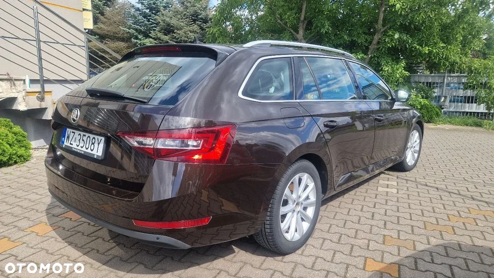 Skoda Superb 2.0 TDI 4x4 Style DSG - 22