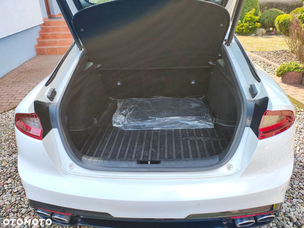 Kia Stinger 2.0 T-GDI GT Line - 20