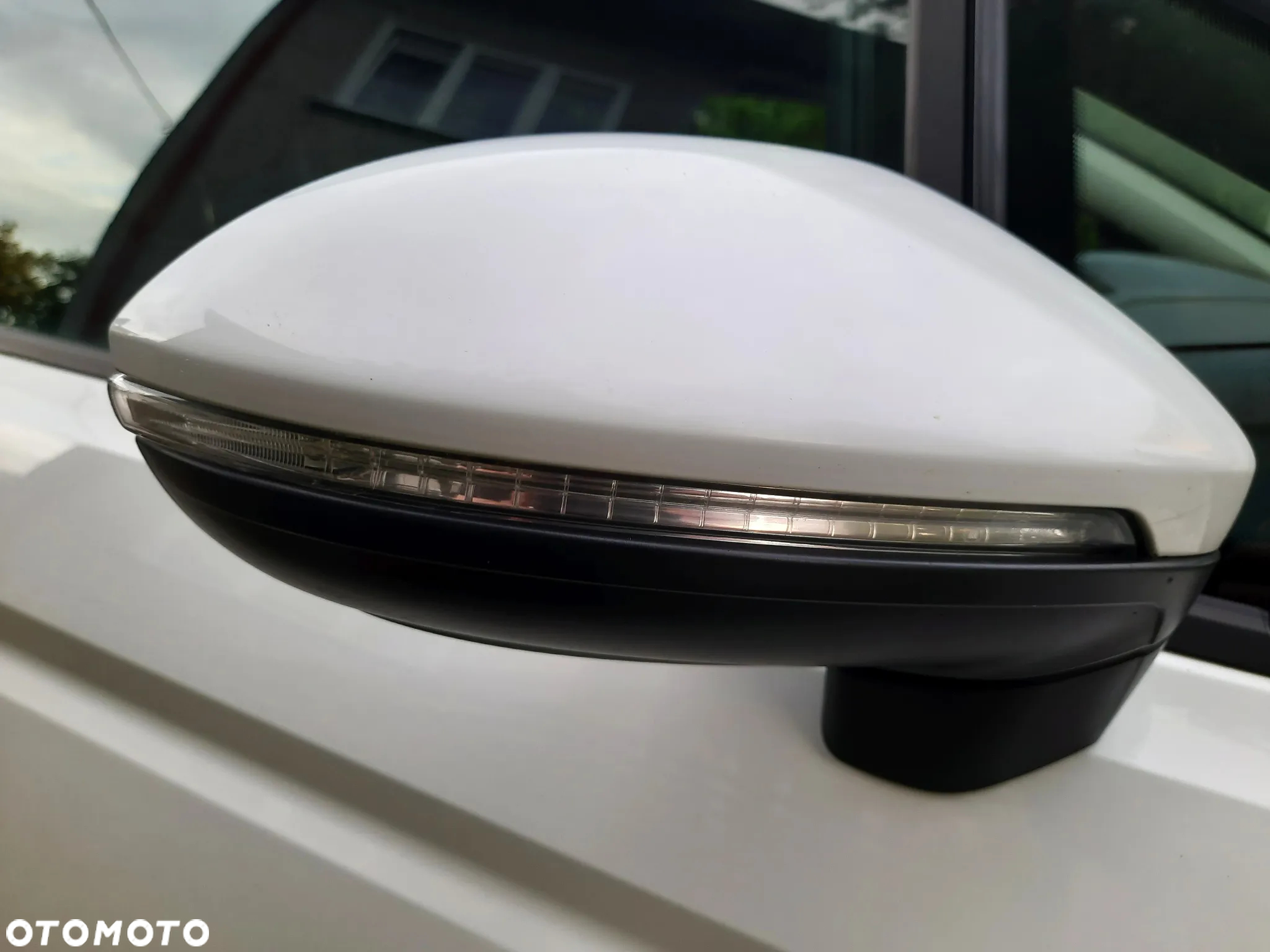 Volkswagen Touran 1.6 TDI BMT Comfortline - 14
