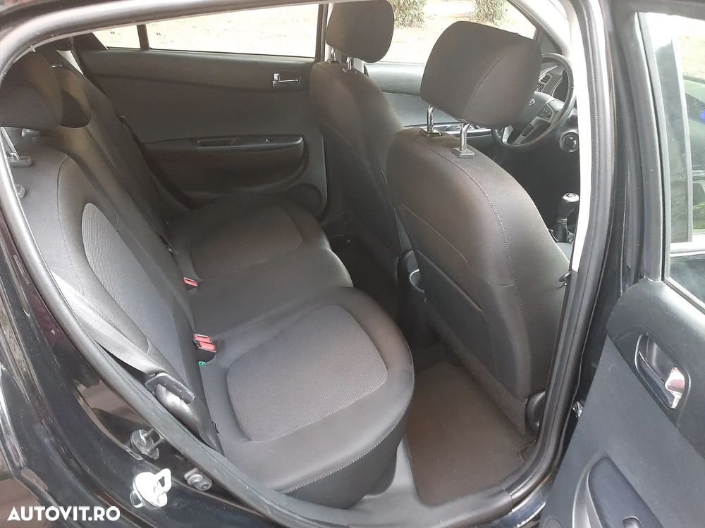 Hyundai i20 1.1 CRDi Passion - 22