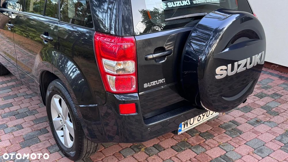 Suzuki Grand Vitara 2.0 - 7