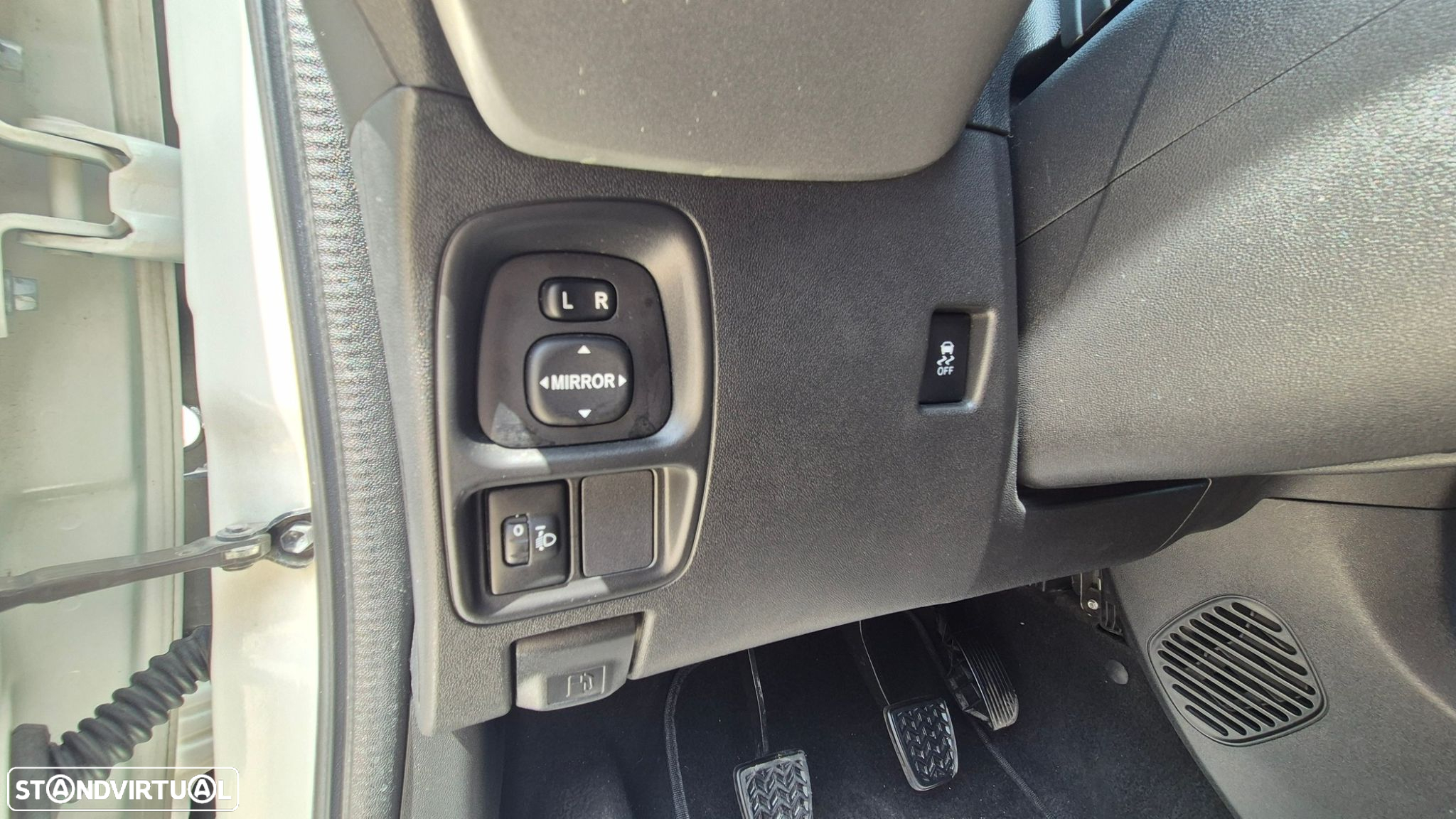 Peugeot 108 Top! 1.2 PureTech Allure - 25