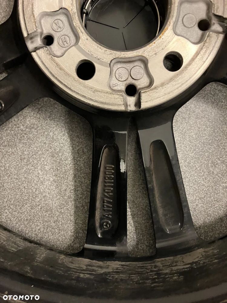 Felgi koła Mercedes-Benz oryginał A CLA GLA  7,5 J x 18 ET 49 - 13