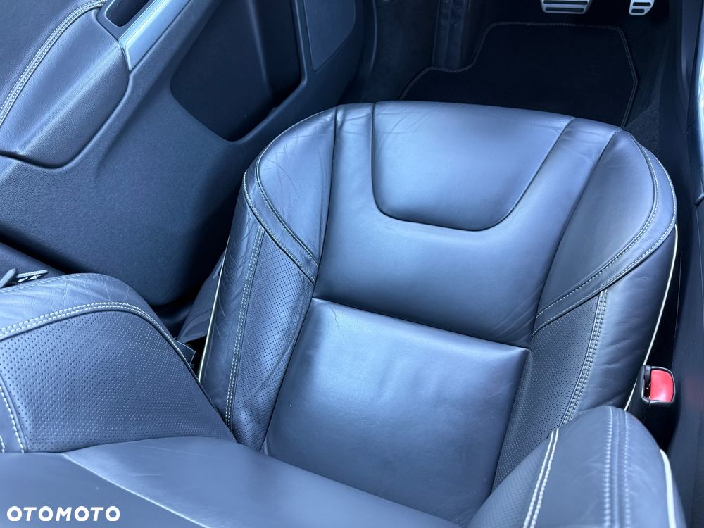 Volvo XC 60 - 24