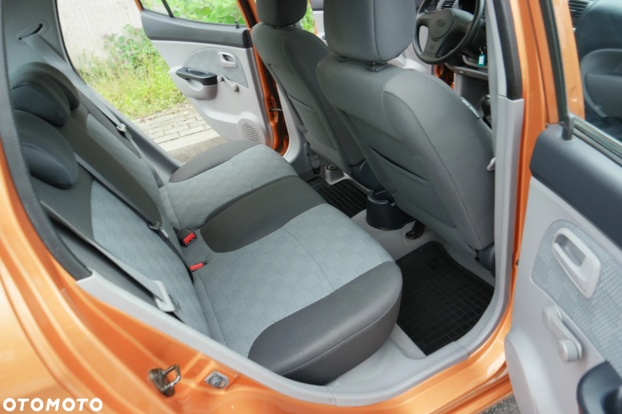 Kia Picanto 1.1 EX - 25