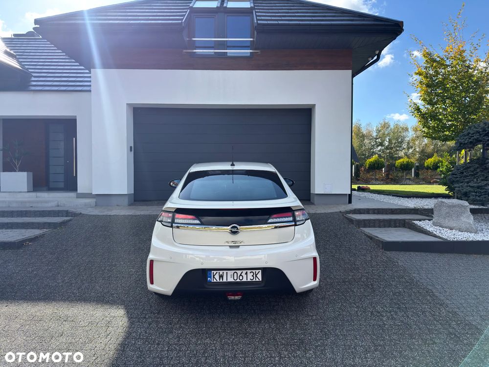 Opel Ampera Standard - 4