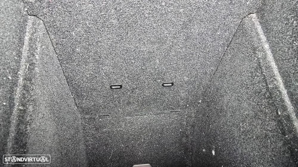 Tesla Model Y Long Range Tração Integral - 54