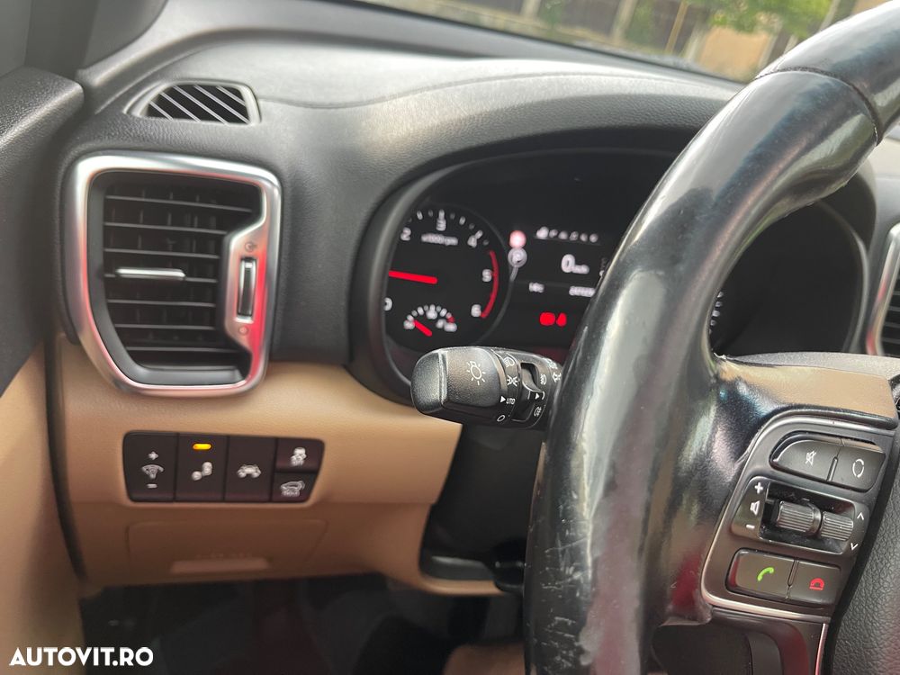 Kia Sportage - 8