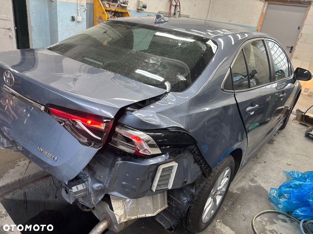 Toyota Corolla - 6