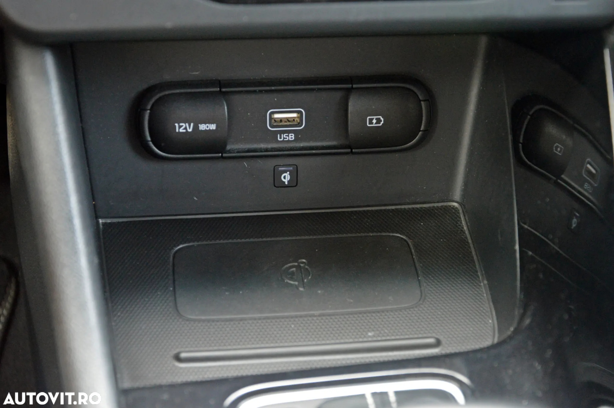 Kia Niro 1.6 GDI HEV 2WD OPF Aut. Vision - 36