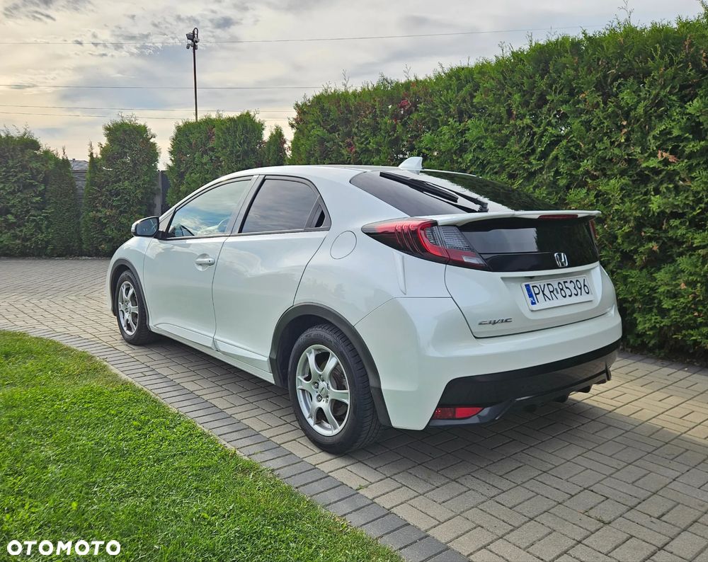 Honda Civic 1.8 i-VTEC Lifestyle - 14
