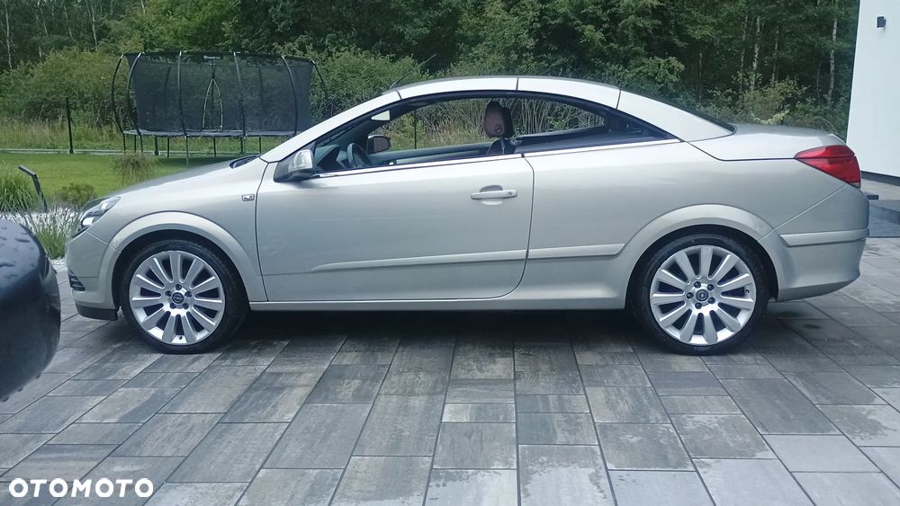 Opel Astra 1.8 Cosmo - 35
