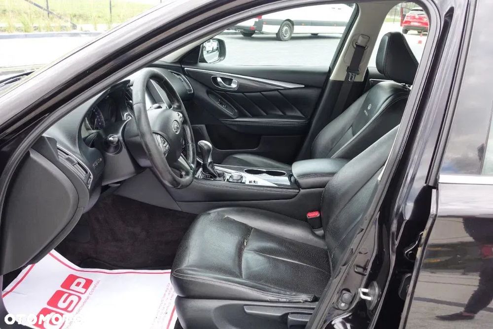 Infiniti Q50 2.2d Premium Executive - 12