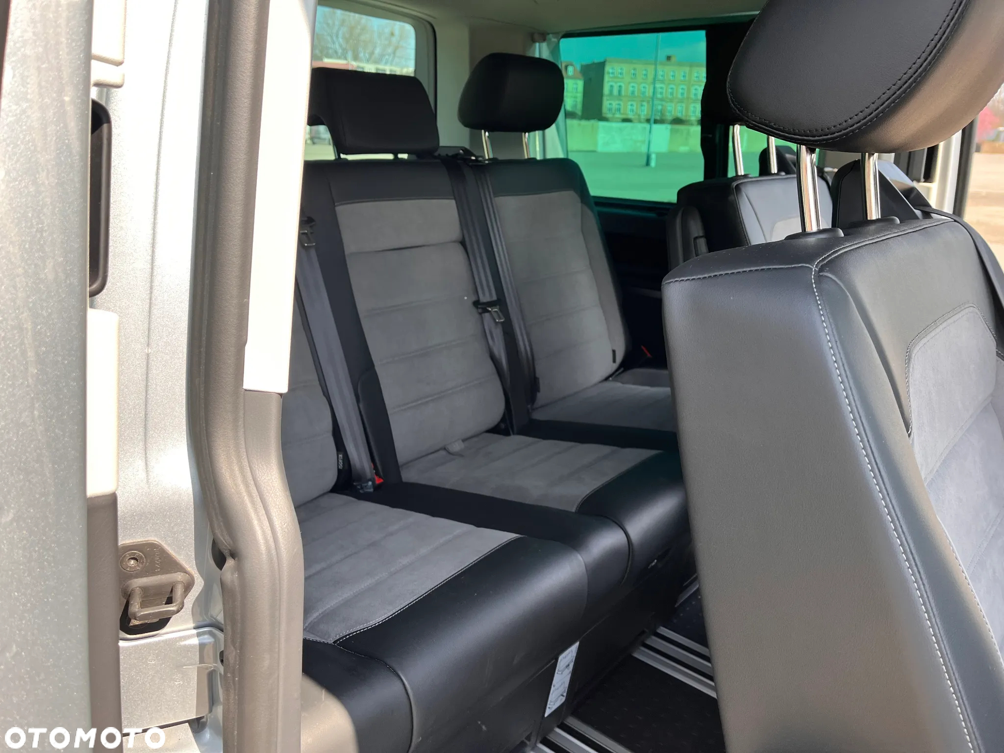 Volkswagen Multivan 6.1 2.0 TDI L1 Higline DSG - 12