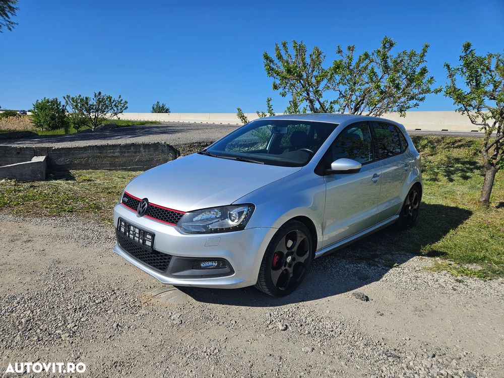 Volkswagen Polo 1.4 DSG GTI - 2