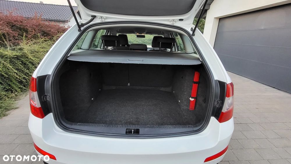 Skoda Octavia 1.6 TDI Active - 10