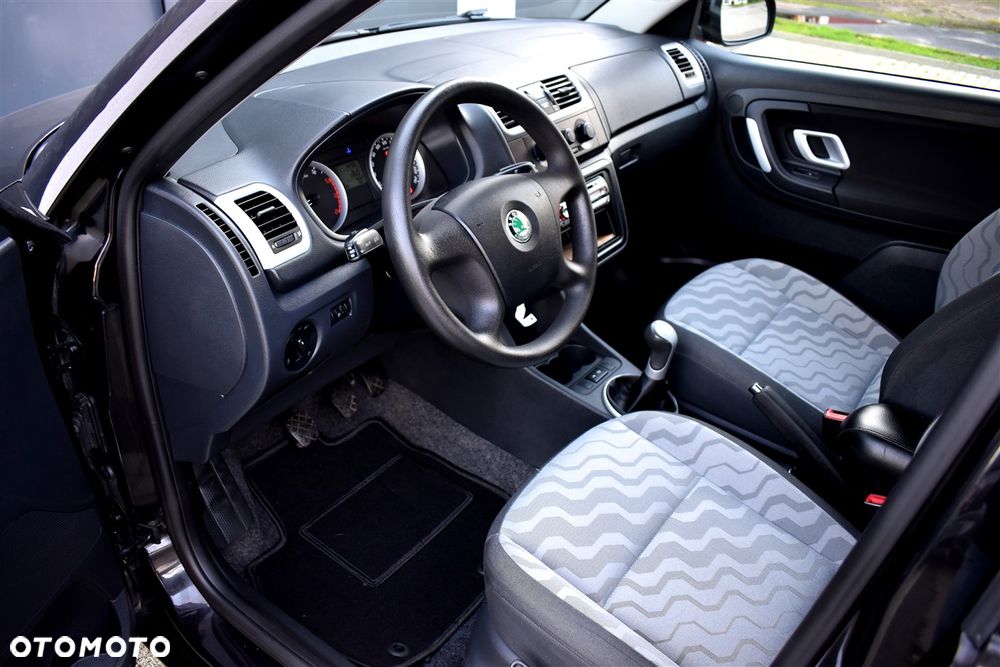 Skoda Fabia 1.4 16V Style - 17