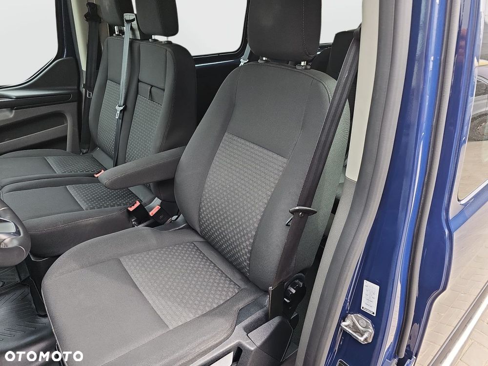 Ford Transit Custom - 19