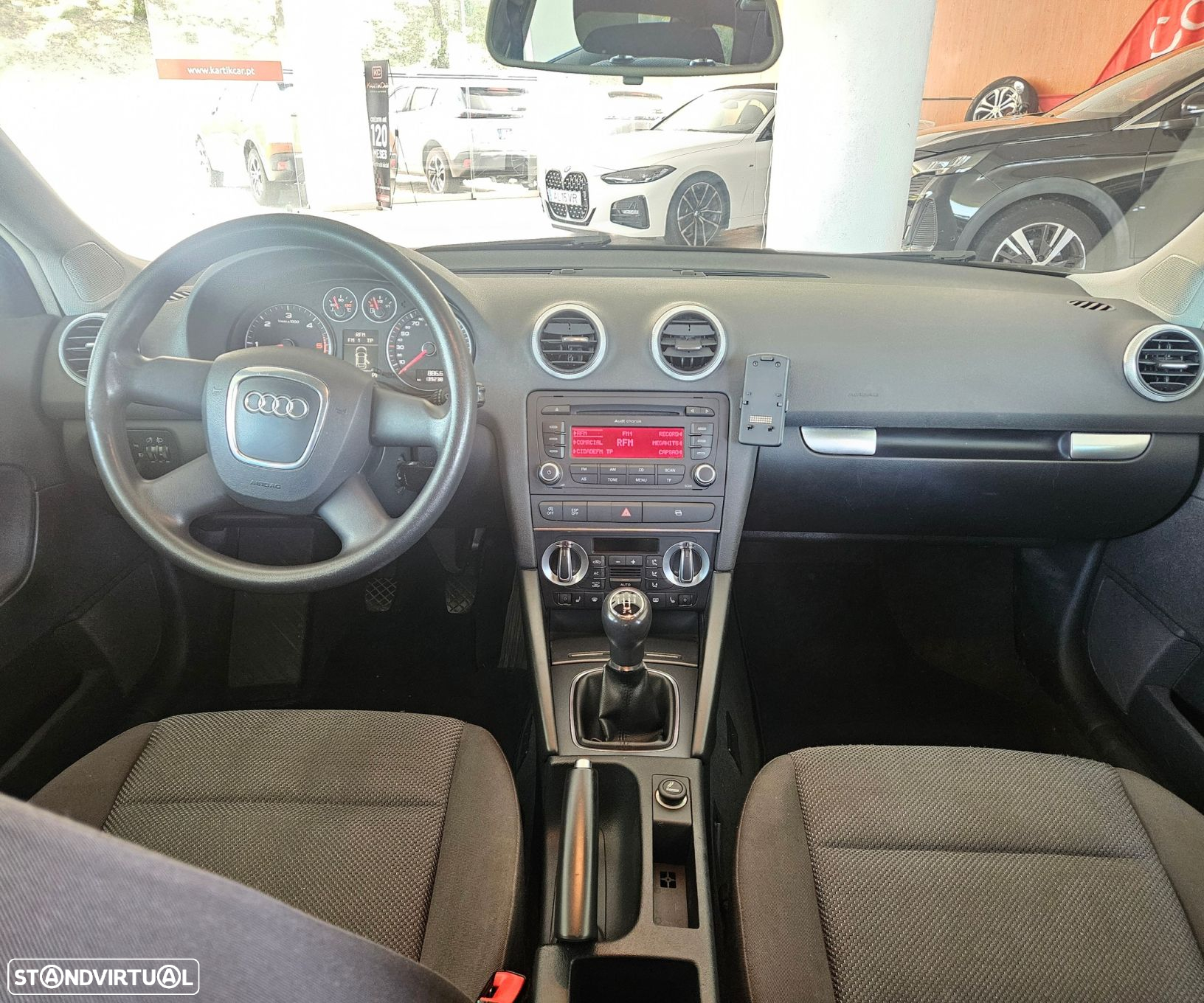 Audi A3 Sportback 1.6 TDI Ambiente - 30