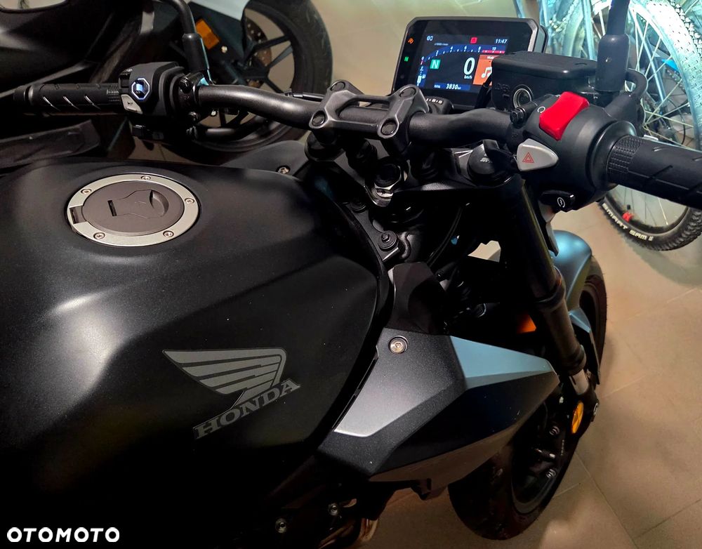 Honda Hornet - 6