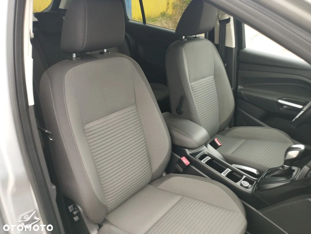Ford Grand C-MAX - 16
