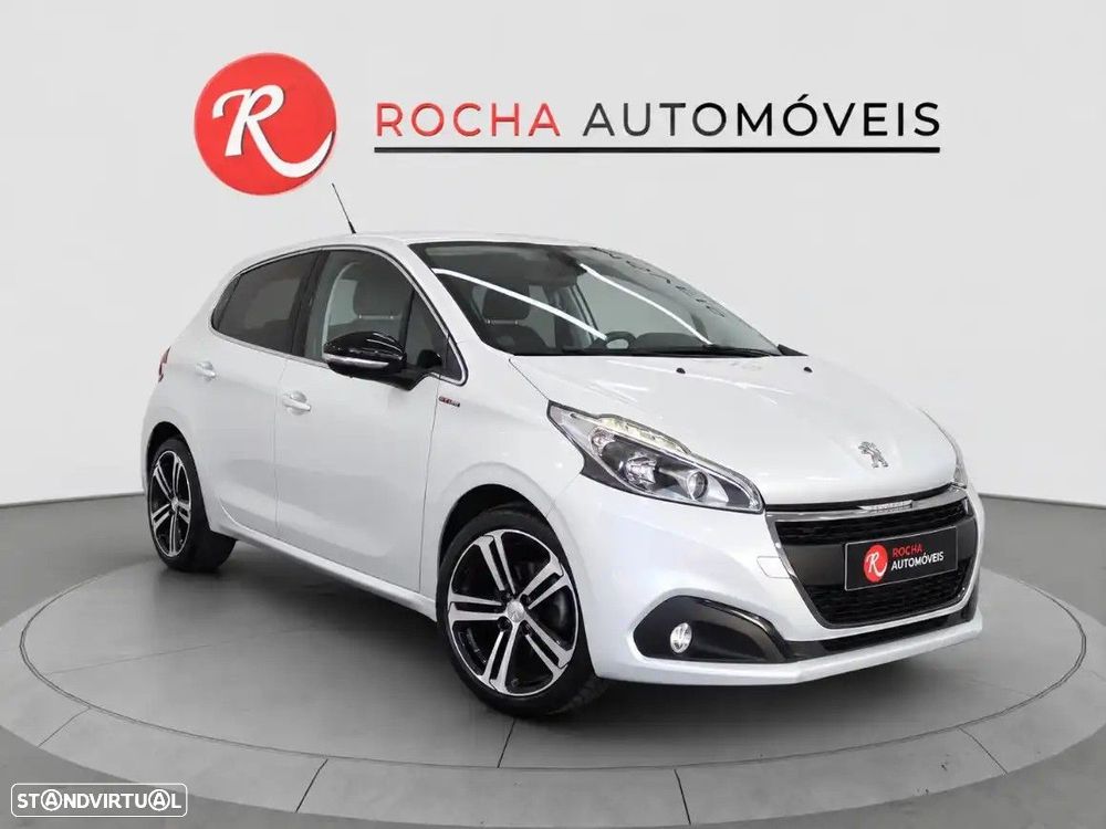 Peugeot 208 1.2 PureTech GT Line - 4