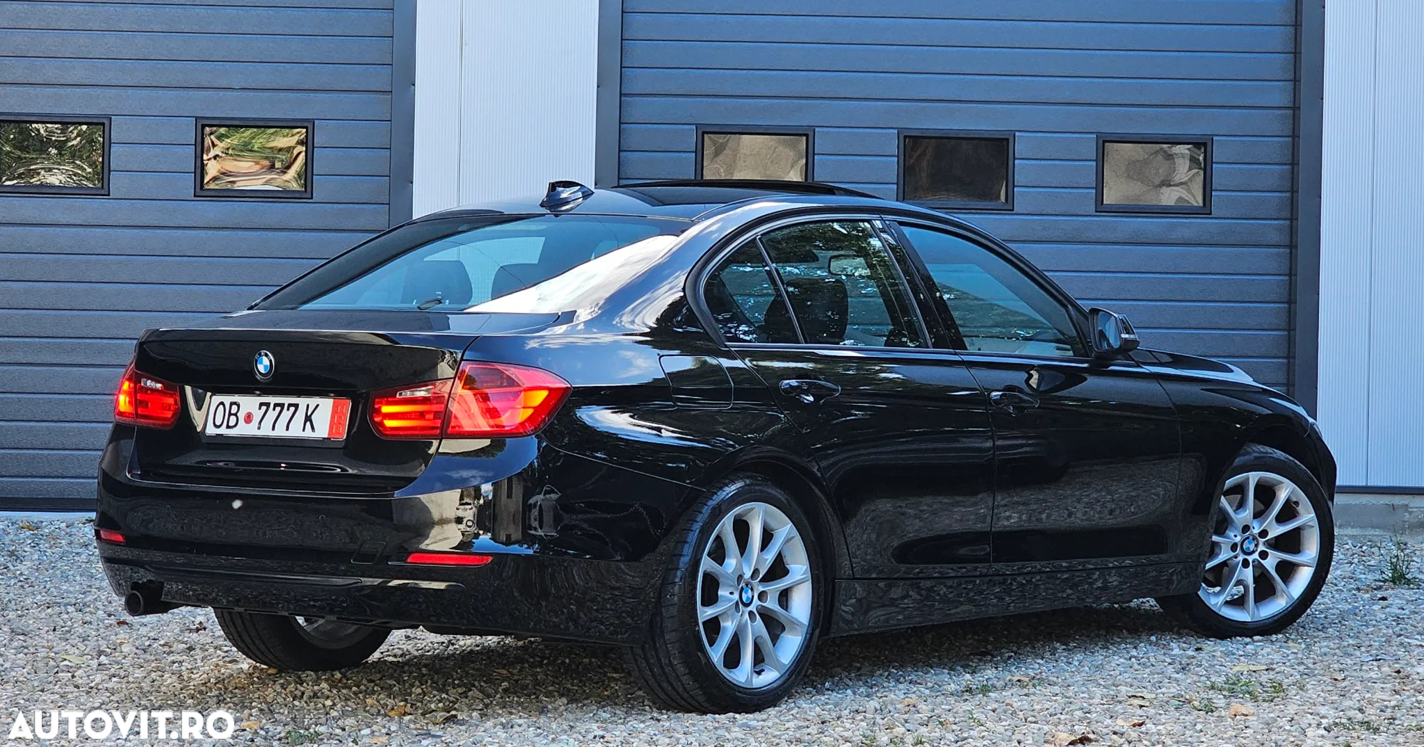 BMW Seria 3 320d Aut. Blue Performance Sport Line - 4