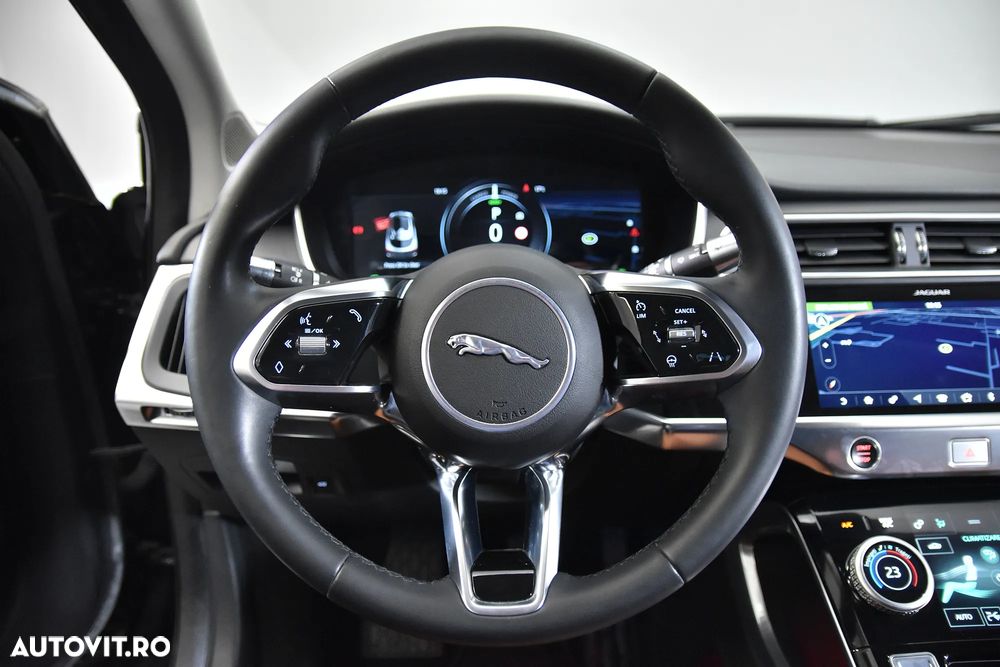Jaguar I-Pace - 17