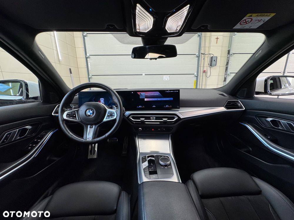 BMW Seria 3 320d xDrive M Sport Sport - 15