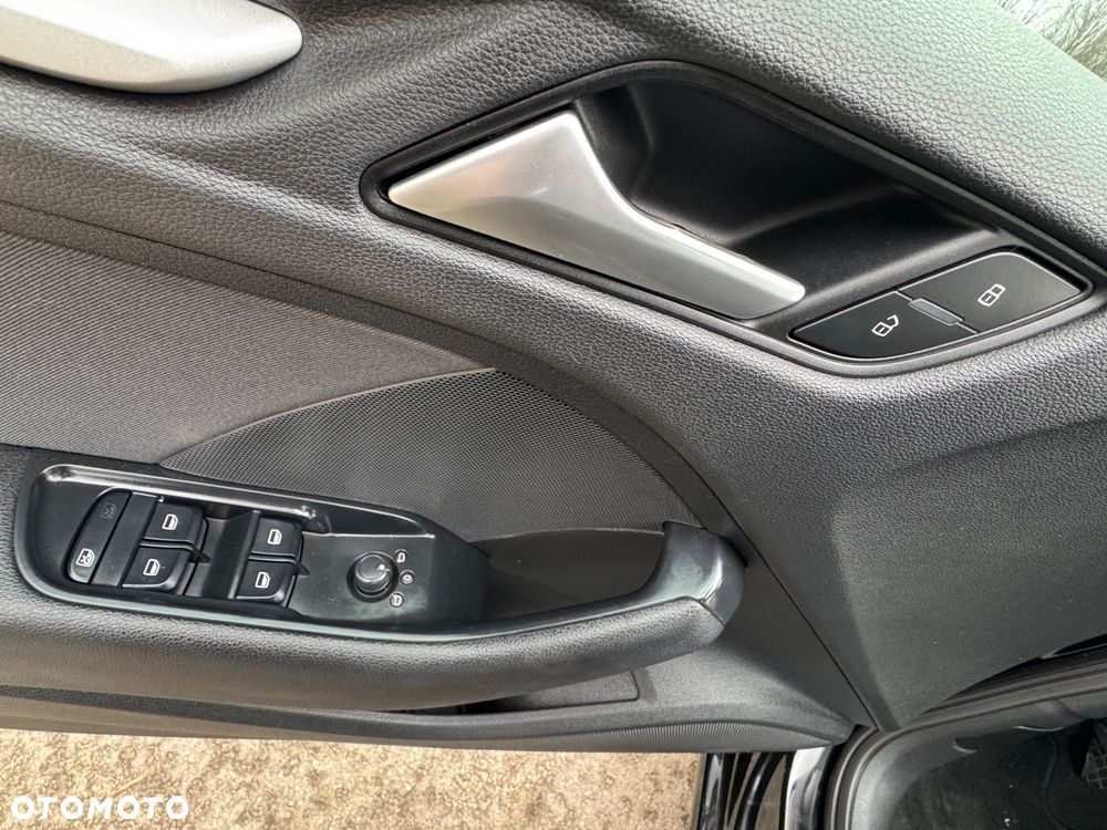 Audi A3 Sportback 1.4 TFSI Ambiente - 39