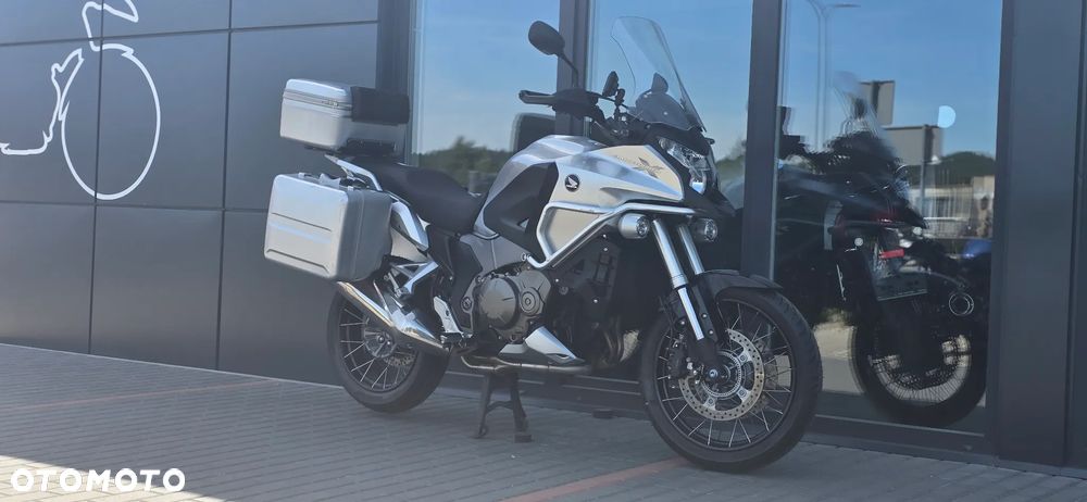 Honda VFR - 5