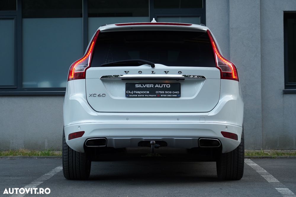 Volvo XC 60 D4 Geartronic Summum - 32