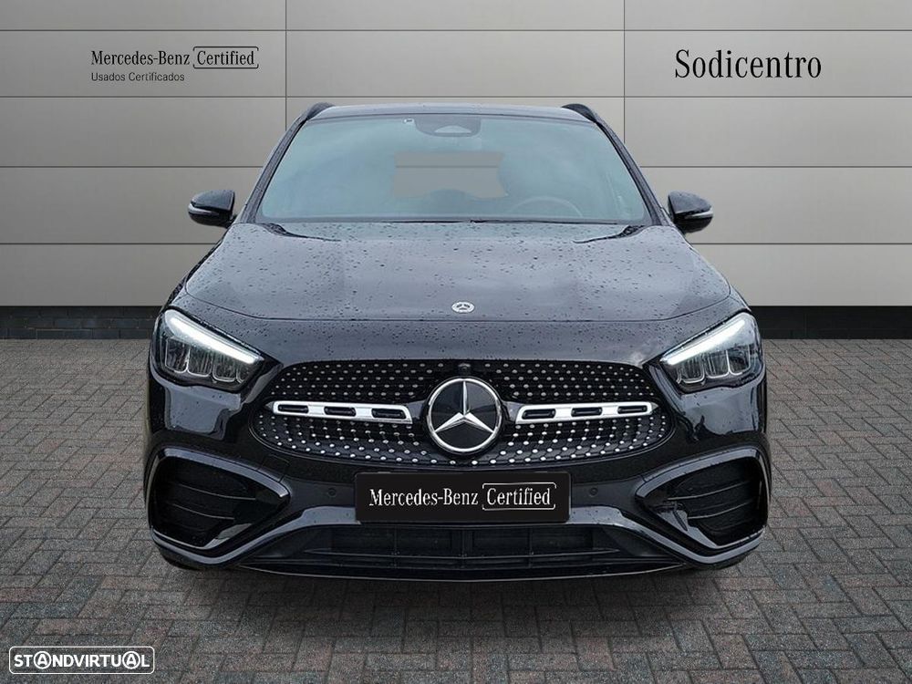 Mercedes-Benz GLA 180 d AMG Line - 2