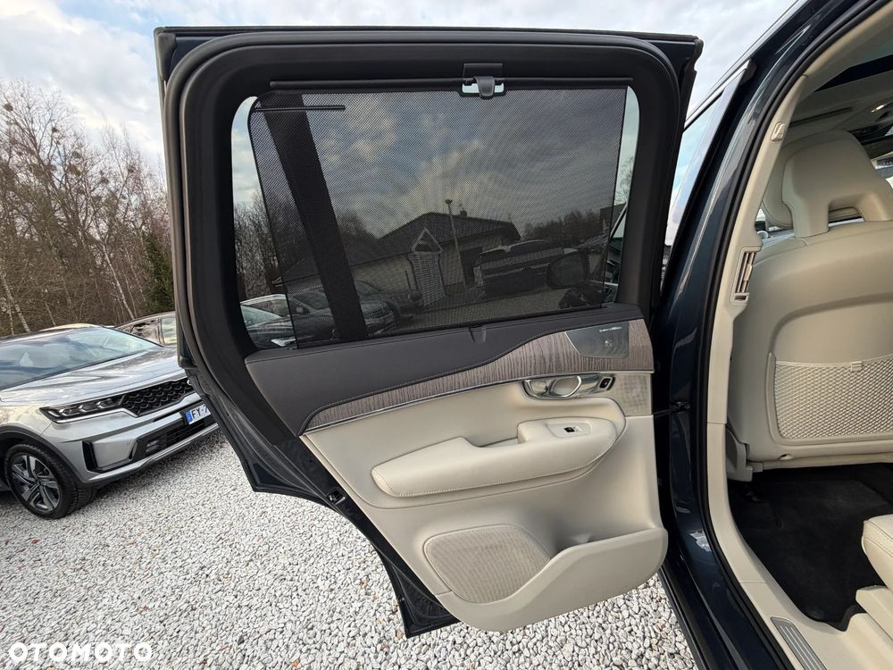Volvo XC 90 B5 D AWD Geartronic Inscription - 32