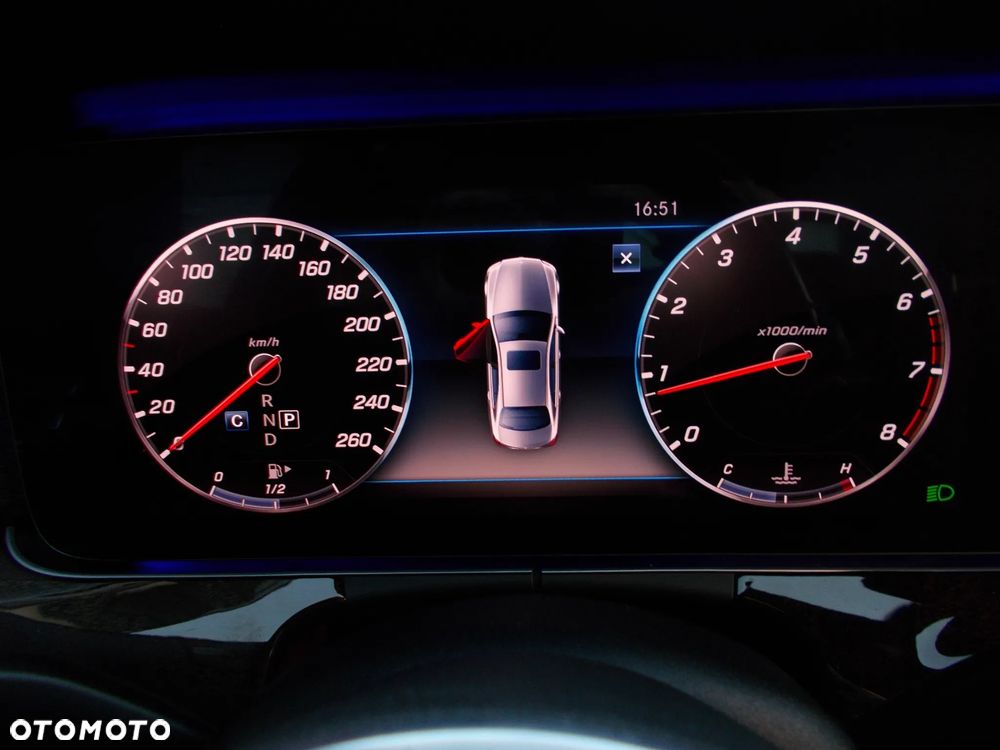 Mercedes-Benz E-Class 2021 photo 4