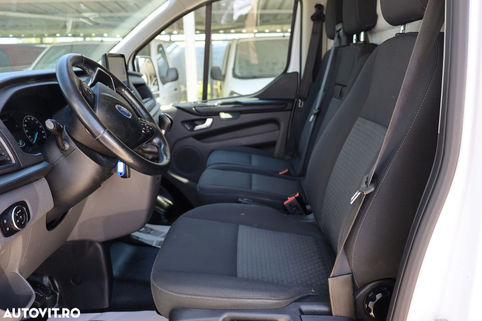 Ford Transit Custom L1H1 2.0 130CP - 11