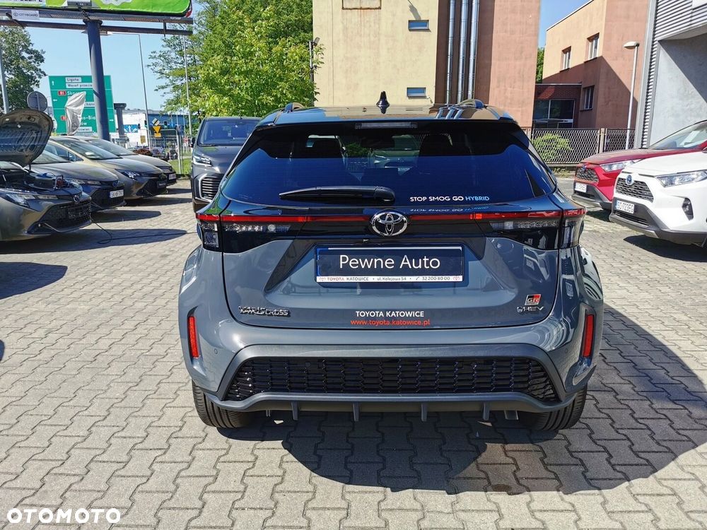 Toyota Yaris Cross Hybrid 1.5 GR Sport - 4