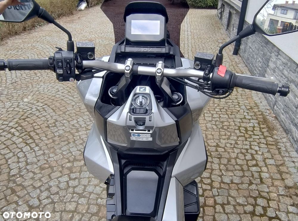 Honda X-ADV - 32