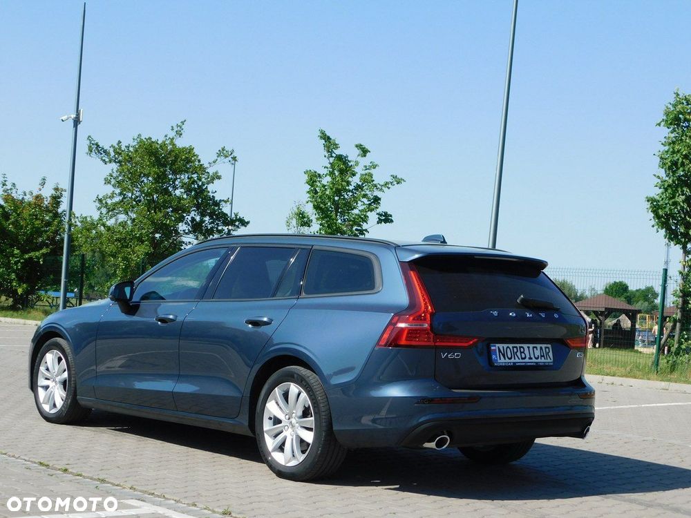 Volvo V60 B3 B Essential - 18