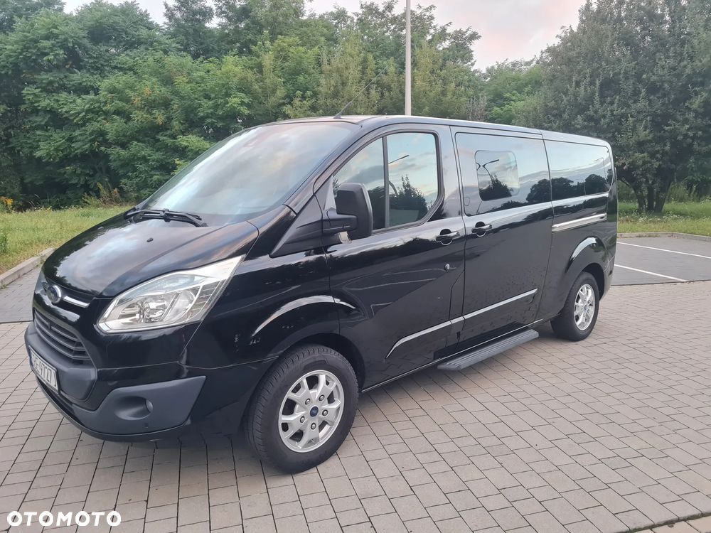 Ford Tourneo Custom - 2