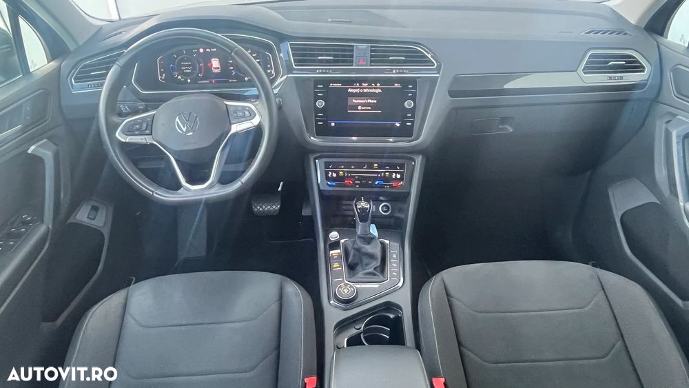 Volkswagen Tiguan 2.0 TDI 4Mot DSG Elegance - 10