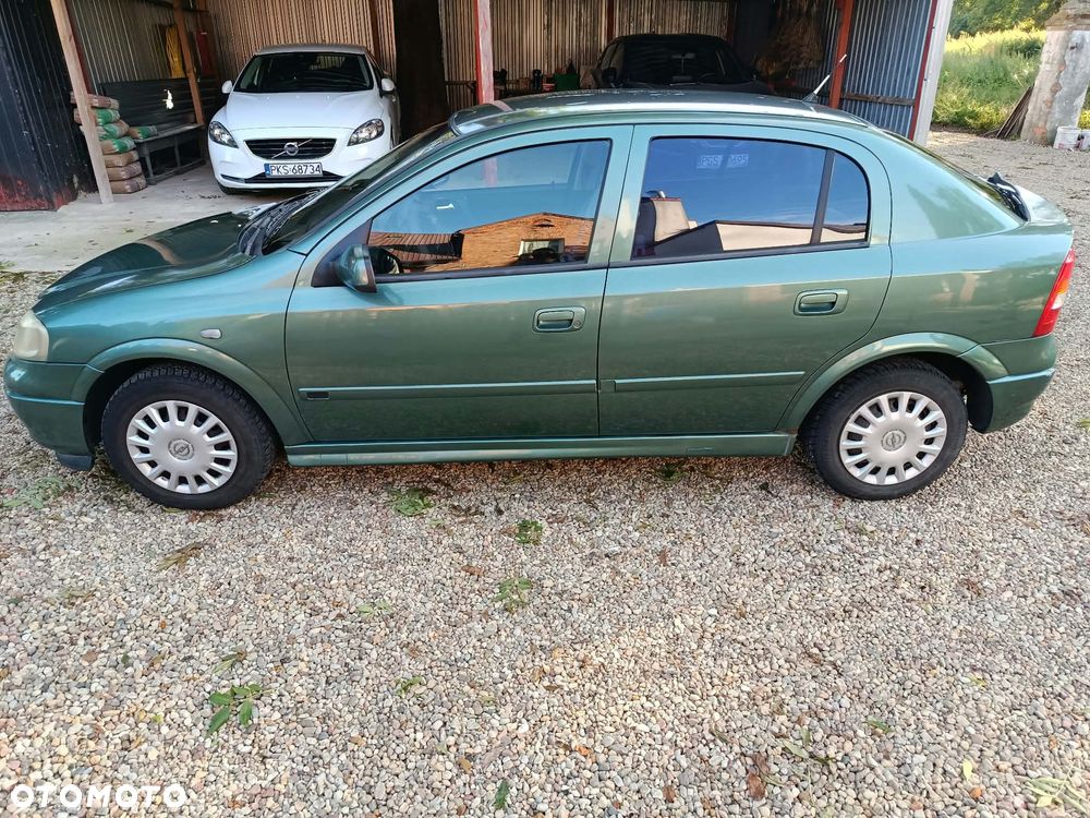 Opel Astra - 4