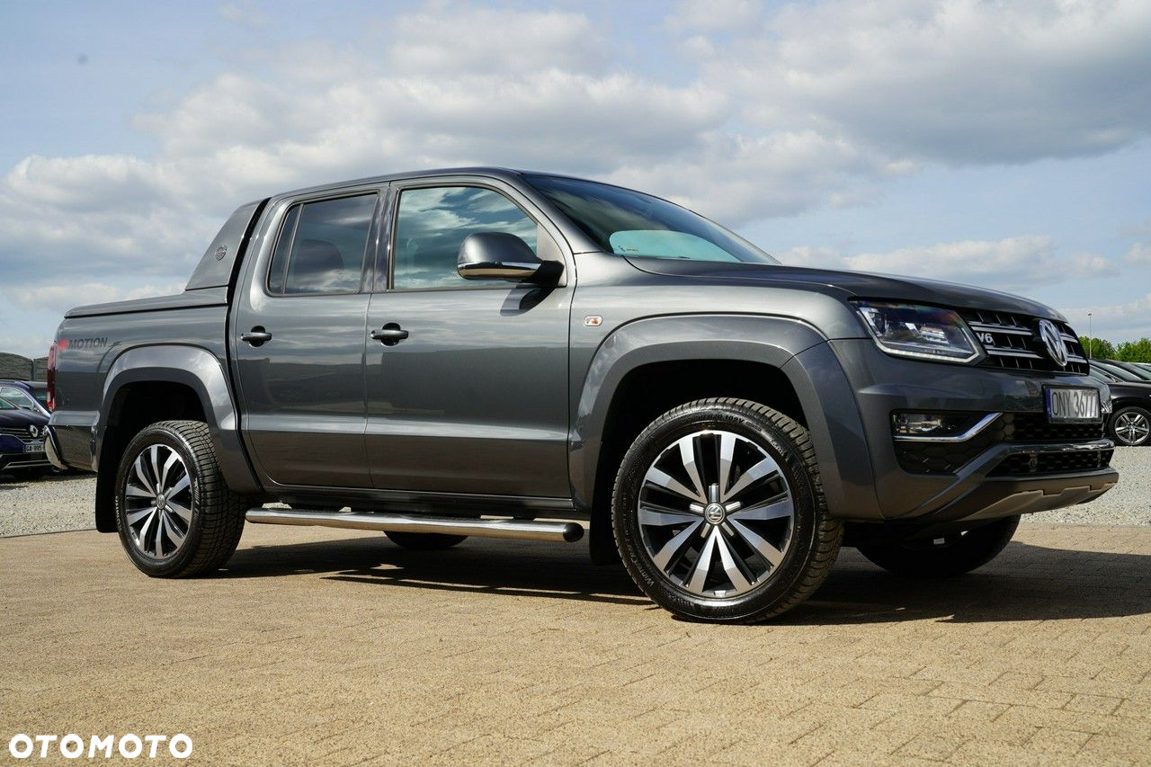 Volkswagen Amarok - 12