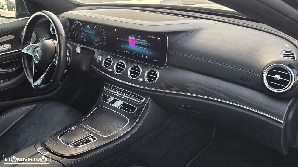 Mercedes-Benz E 300 de AMG Line 4Matic - 31