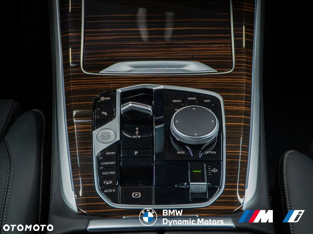 BMW X5 xDrive40i - 31