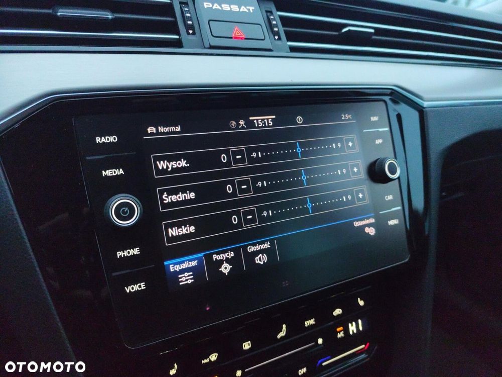 Volkswagen Passat - 29