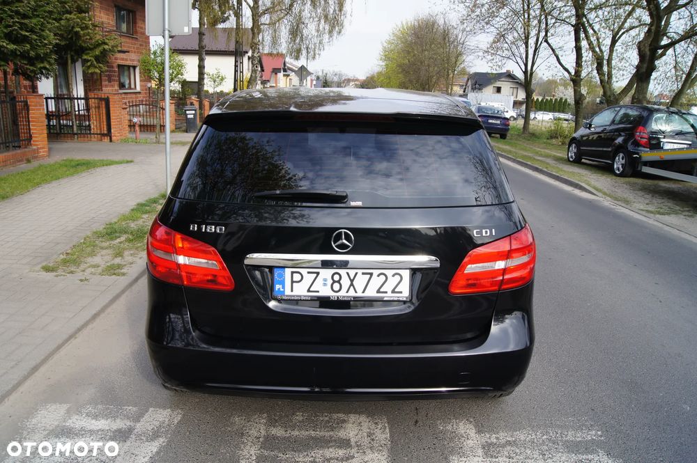 Mercedes-Benz Klasa B 180 CDI (BlueEFFICIENCY) - 6