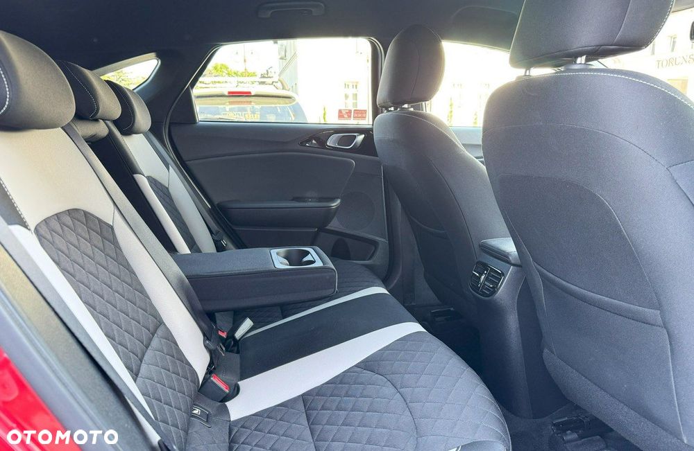 Kia ProCeed 1.4 T-GDI GT Line DCT - 18