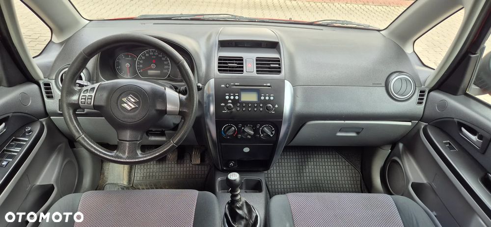 Suzuki SX4 1.9 DDiS DPF 4x4 Club - 9